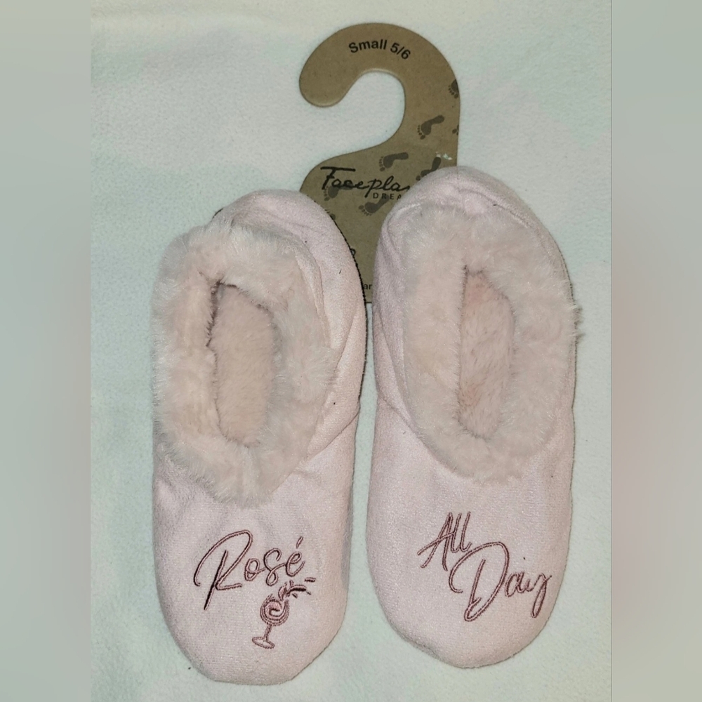 Pink Fuzzy Slipper Rose' All Day Footsies By Faceplant Dreams Sz Small (5-6) New